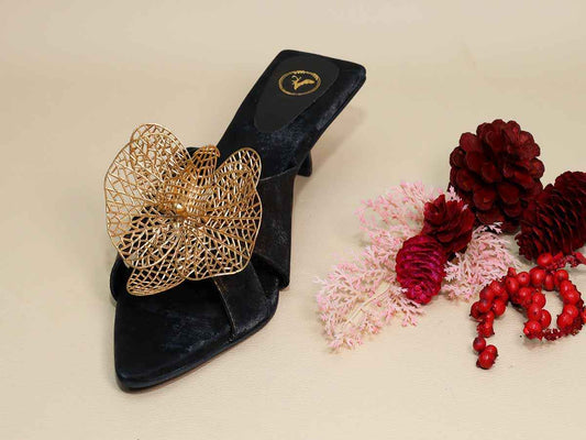 Gold Flower Black Kitten Heel