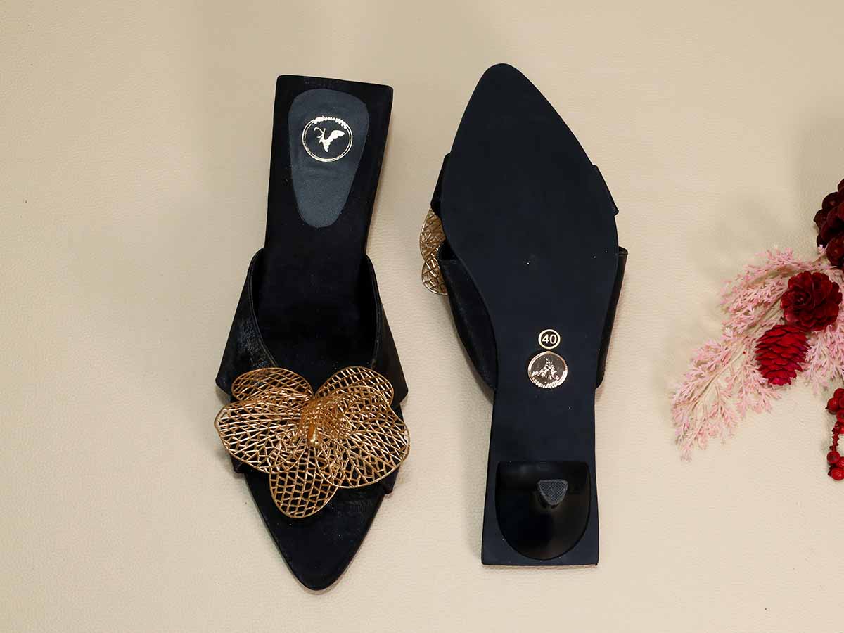 Gold Flower Black Kitten Heel