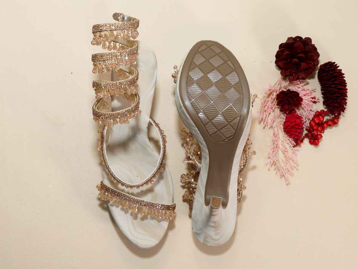 Glitz Spring Beige Letoes pencil Heel