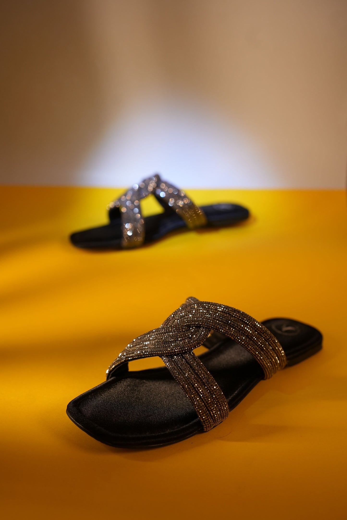 Black String Black Base Flats