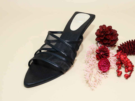Burg Net Black Kitten Heel