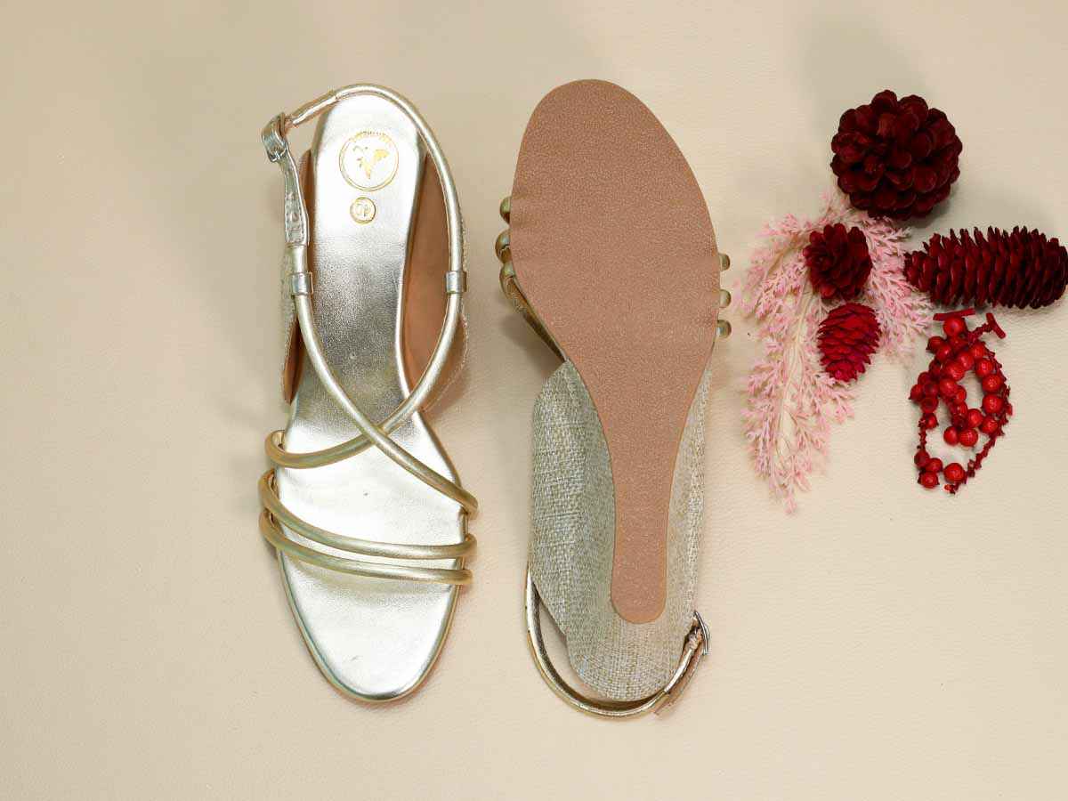 Gold String Half Wedge