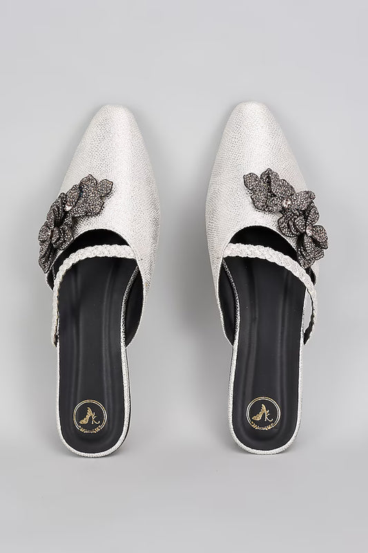 Close Toe Faux Leather Silver Lilly Mules Flats