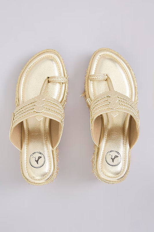 Kohl Sara Gold Wedge