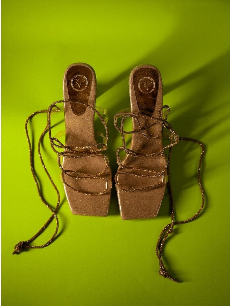 Stringy Shoe Lace