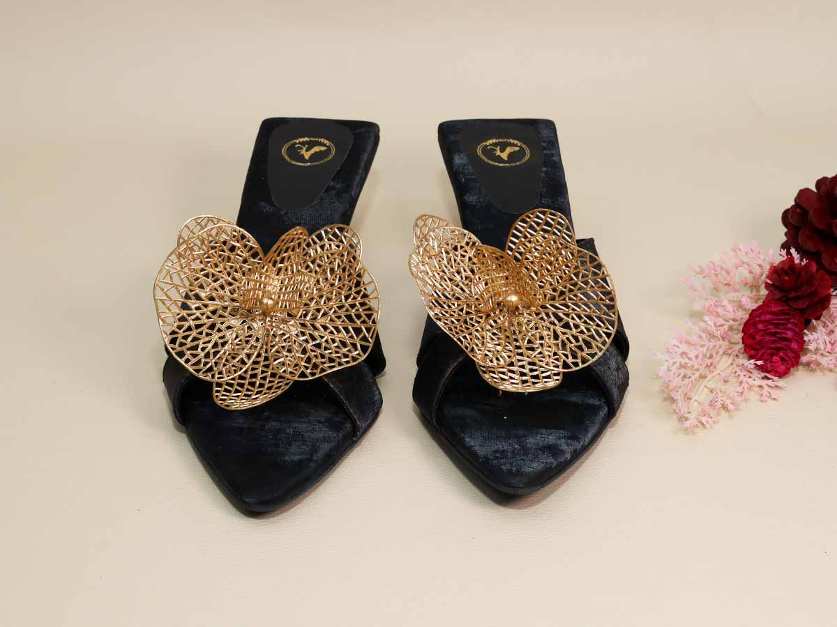 Gold Flower Black Kitten Heel