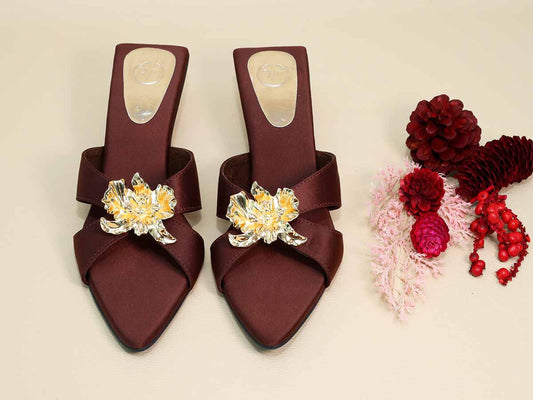 Zeno Brown Kitten Heel