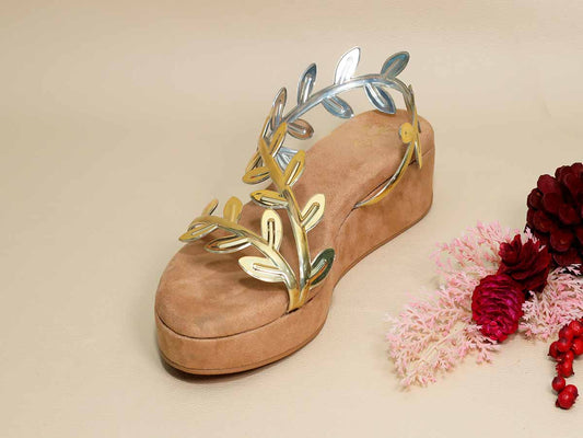 Gold Leafy Beige Wedge