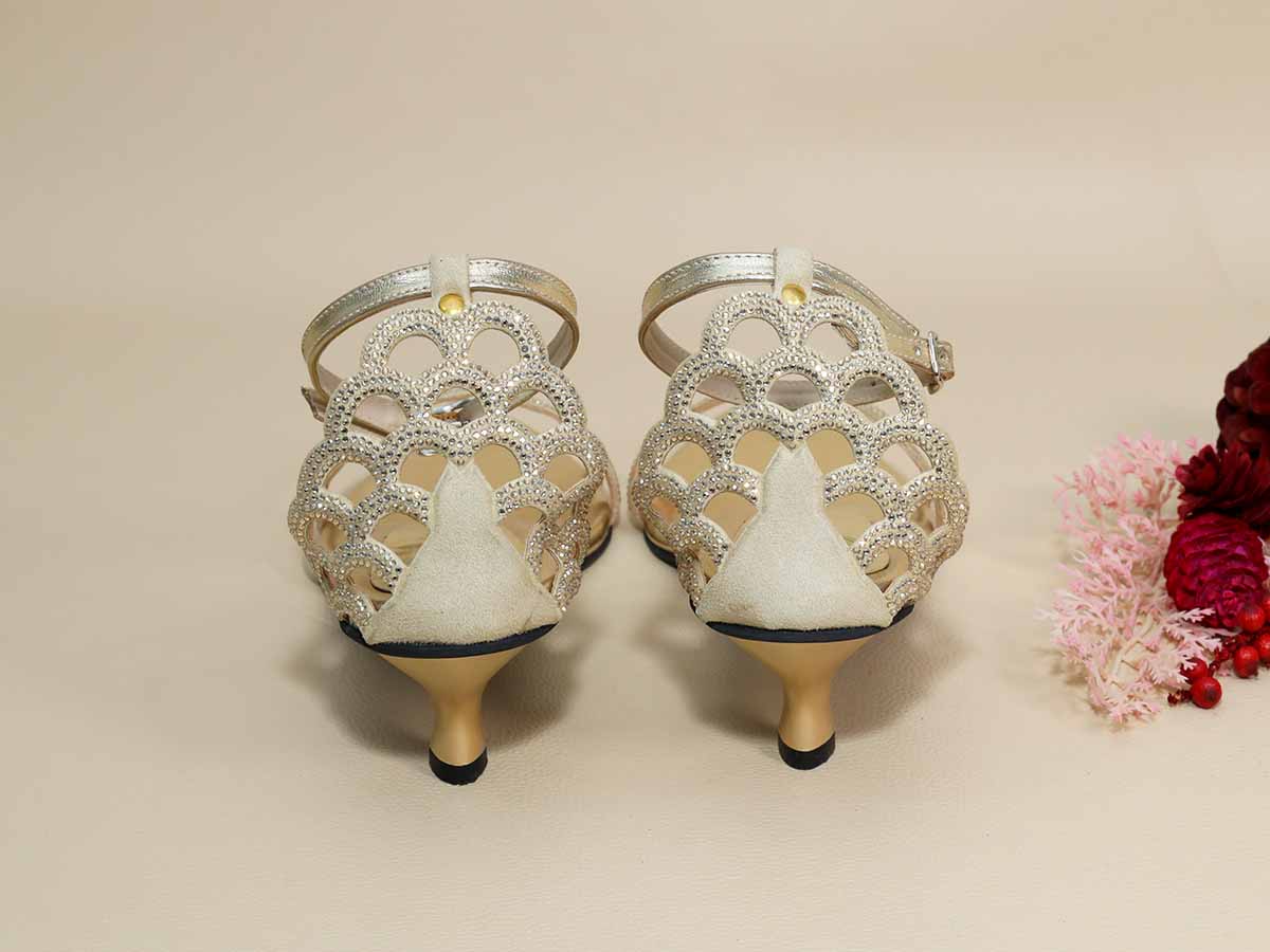 Gold Scallop Kitten Heel