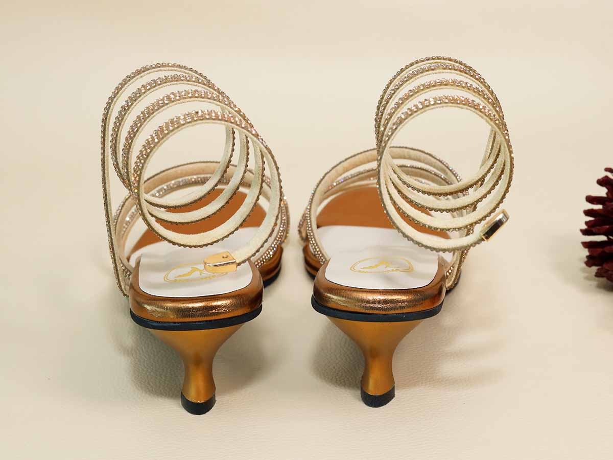 Junk Gold Spring Kitten Heel