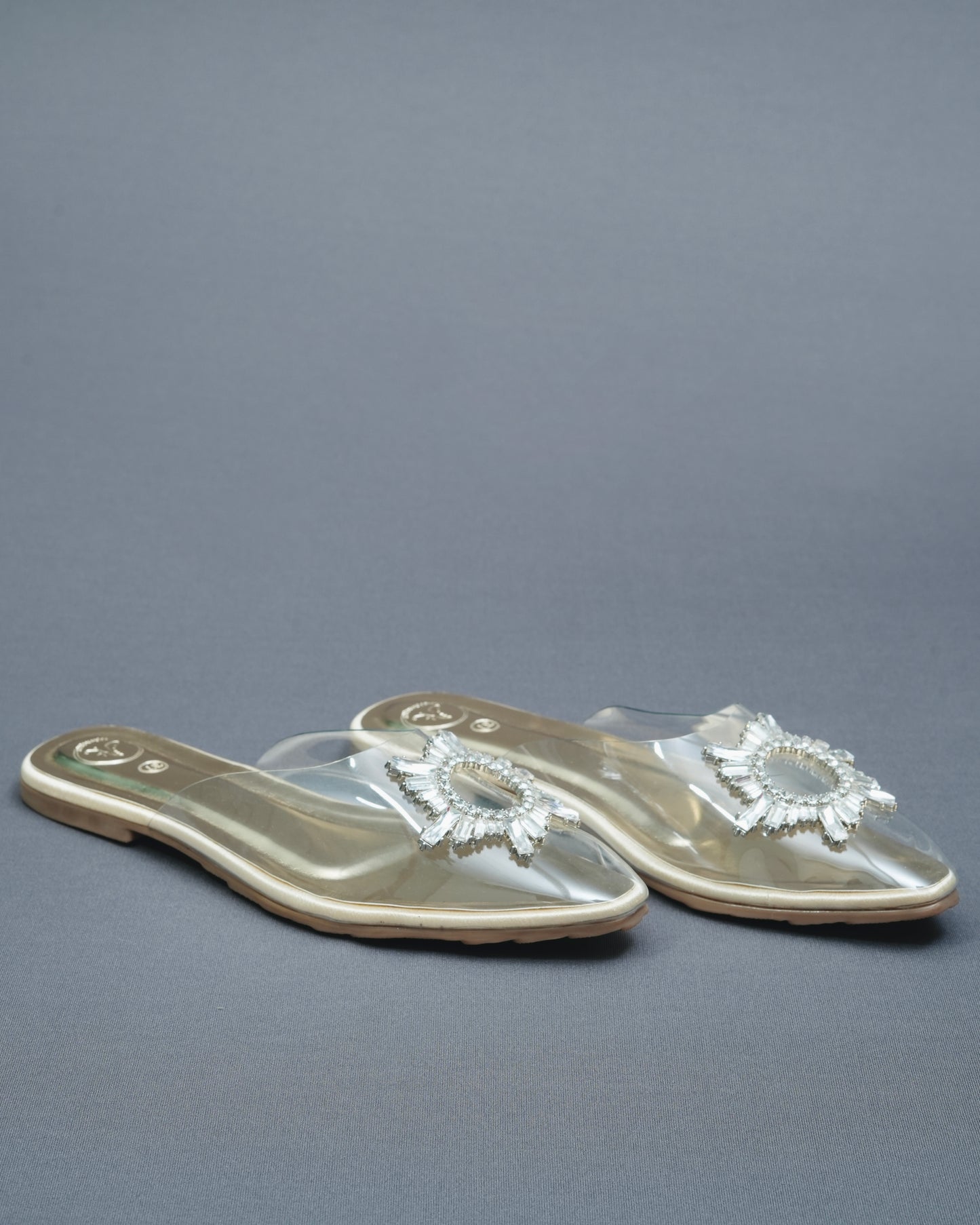 Close Toe Faux Leather  Gold star Flats
