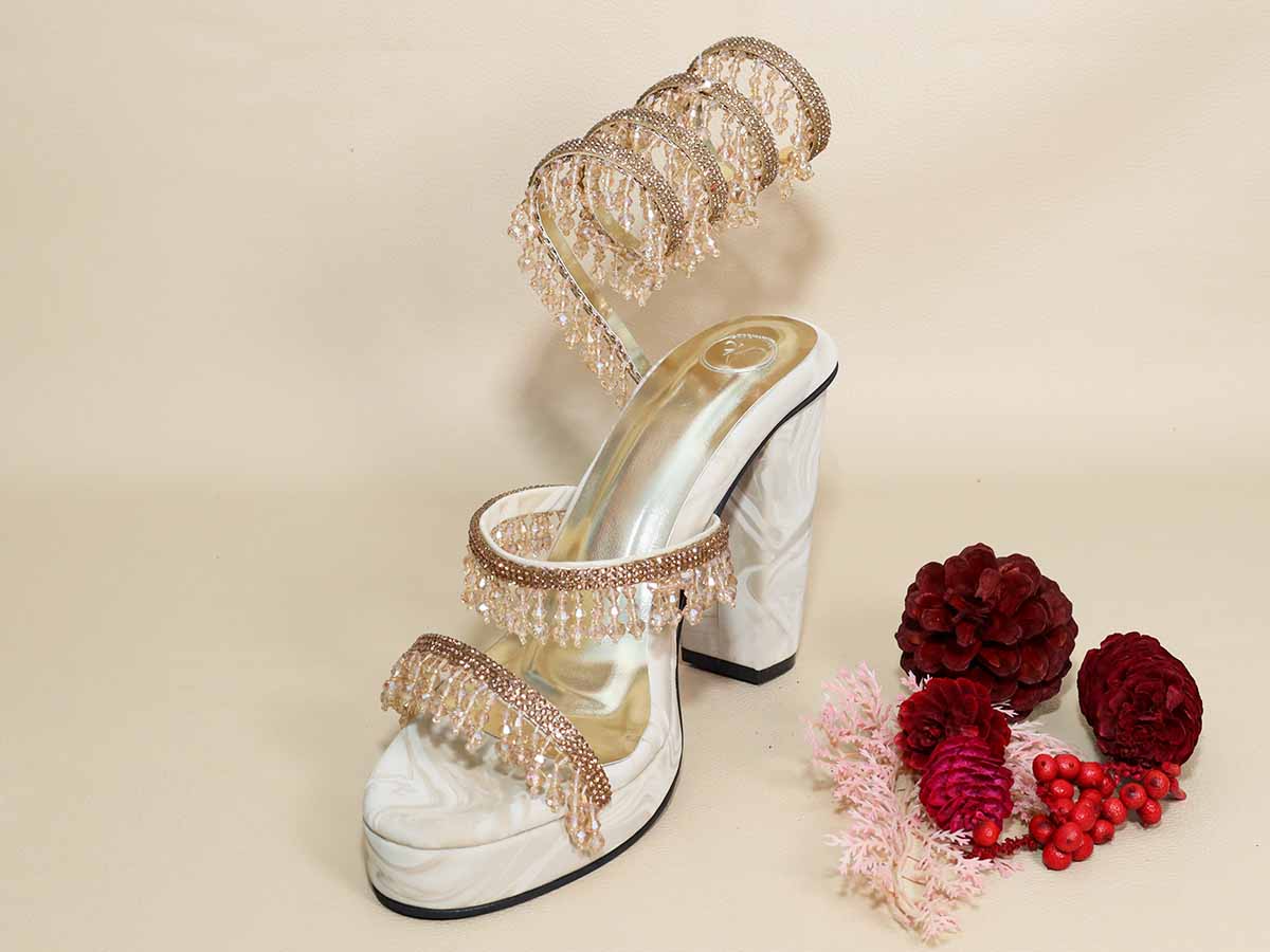 Glitz Spring Beige Levated Elevations Heel