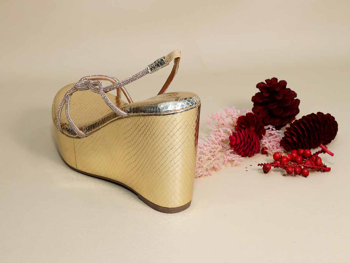 Renne Gold Wedge