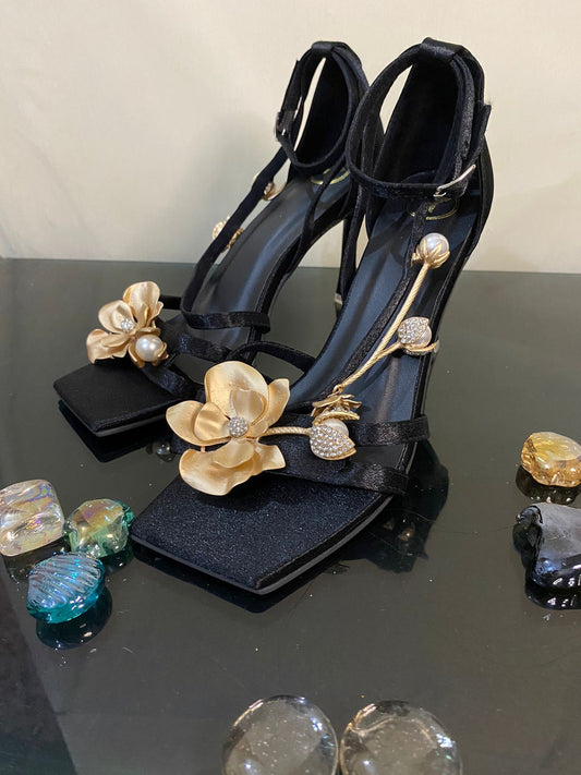 Black Open Toe LA Flor Heels