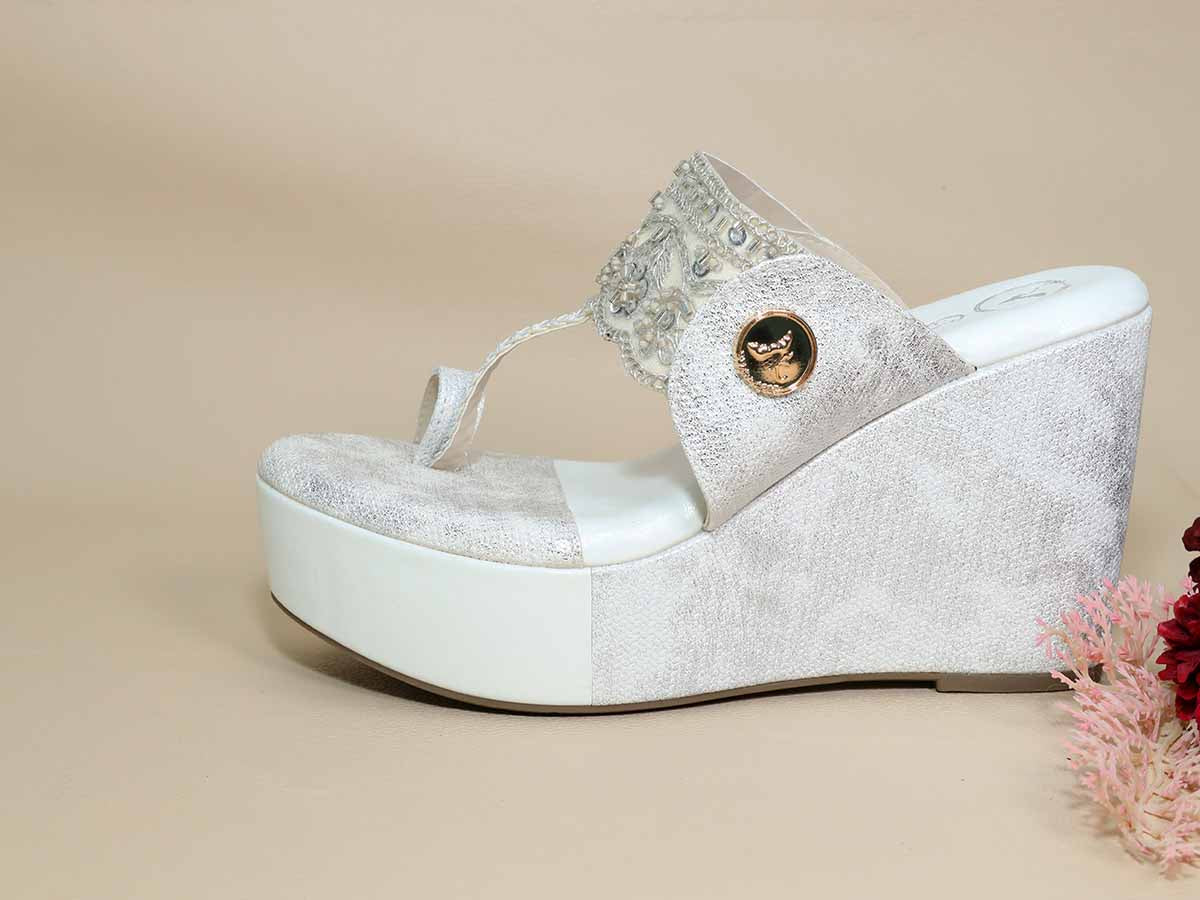 White Kolhapuri Wedge