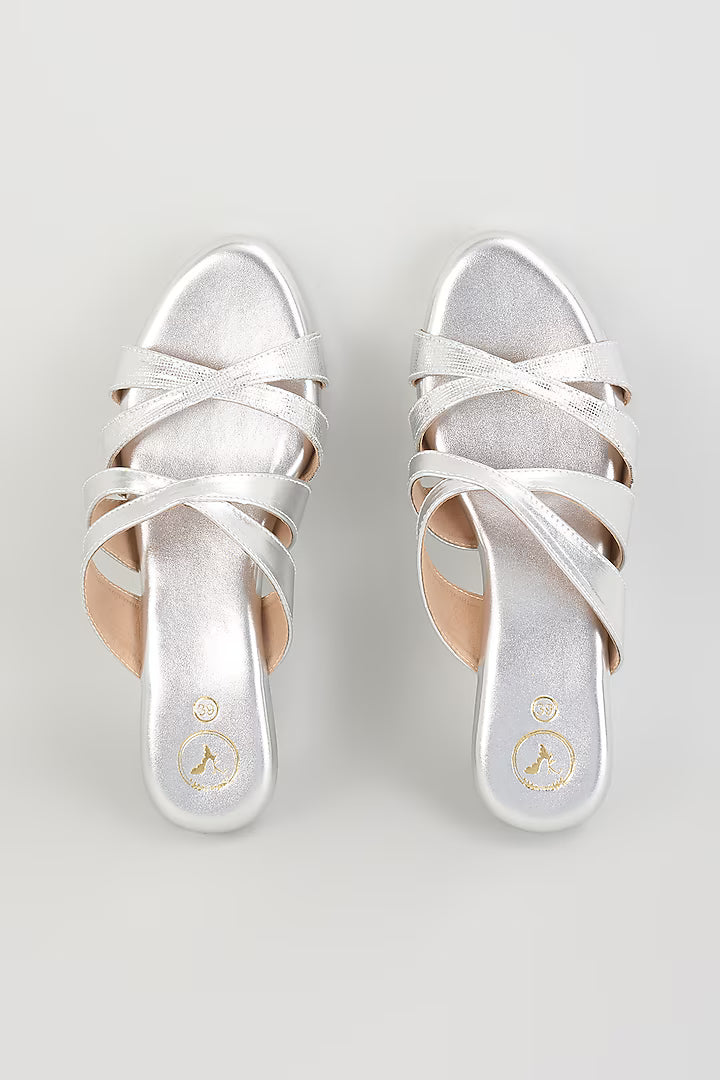Double X Silver Wedge