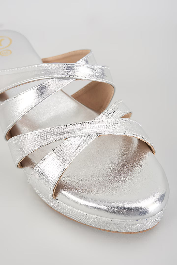 Double X Silver Wedge