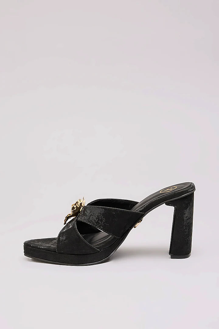 Zeno Black Elevation Heel