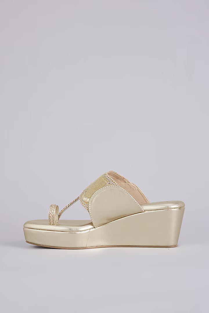 Kesariya Gold Wedge